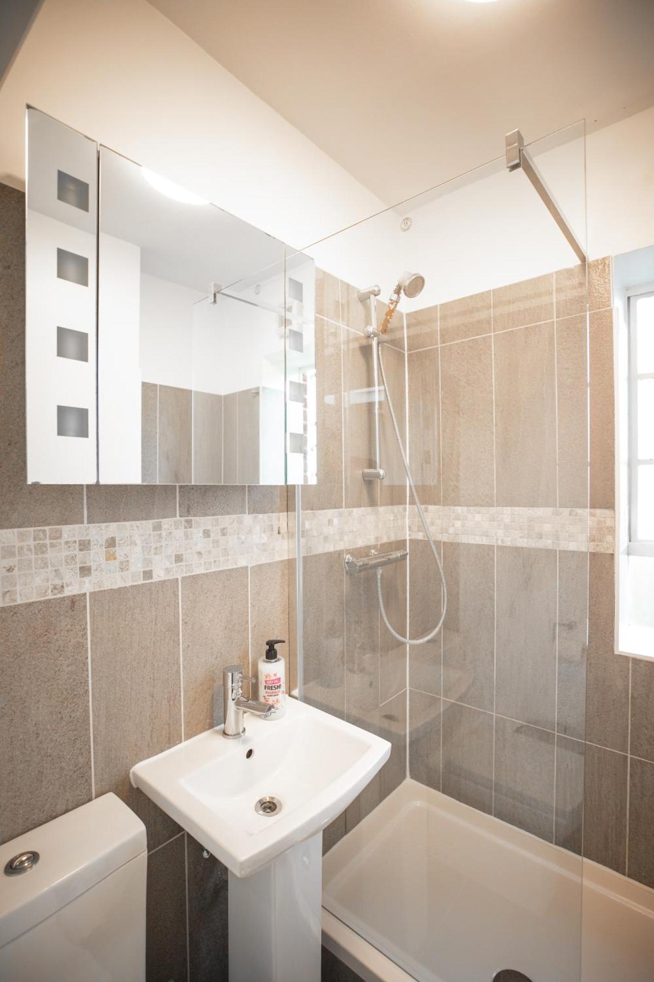 Studio At Chelsea Cloisters Hotel London Bagian luar foto